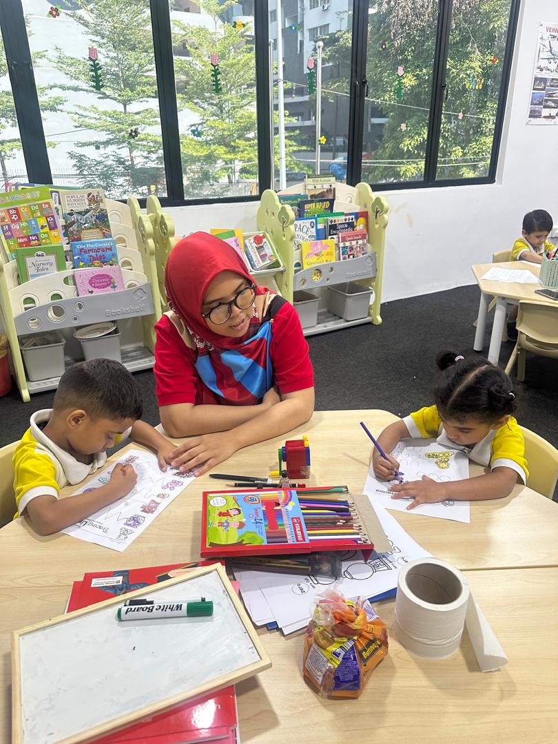Erudite Little Stars preschool activity